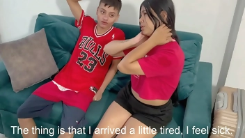 Mi pequeña hermanastra llega de su campamento de verano y le doy la follada de su vida. PRIMERA PARTE