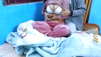 My hot step aunty मेरी ke boobs xxxsoniya