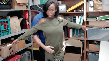 Black Teen Suspect Arrested by Security Guard for Hard Questioning - Fuckthief