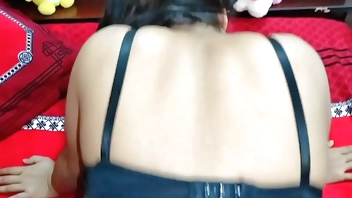 भारतीय कॉलेज लड़की को उसके बॉयफ्रेंड ने जमकर चोदा