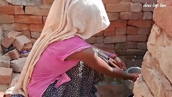 बर्तन धो रही थी मेरे पति को जोश आया मुझे कमरे में ले जाकर चोद  दिया बेस्ट इंडियन सेक्स वीडियो हिंदी