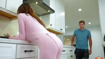 My Stepsisters Warm and moist Cookie Oliver Flynn, Rissa May