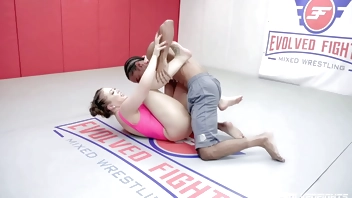 Carmen Valentina vs AJ Fresh - Carmen Fights Hard To Earn That BBC Fucking