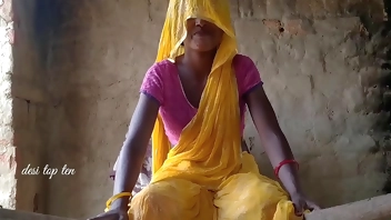 Desi Indian wife husband hard fuck yellow sexy sharee