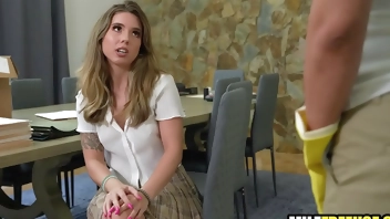 Stepmom & stepdaughter freeused while doing chores