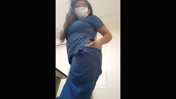 video viral de la enfermera del hospital !! fue a ponerle una ampolla al paciente y terminaron follando