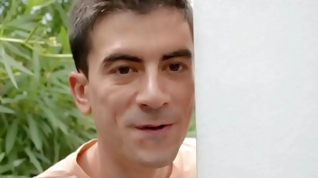 Spray & Splay My Cheeks.La Paisita Oficial / Brazzers  / stream full from www.zzfull.com/pray