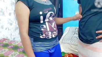 Jiju chut fadne ka irada hai kya, Jija saali best doogystyle underneath Indian sex video with clear Hindi do you intend to tear your pussy. Xxx soniya bhabi