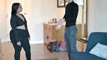 ((Watch This)) Amateur Big Booty Milf Gets Stuck Then Gets Her Pussy Filled With CUM!!! Sunny Bunny Fucks Young Guy