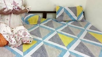 Indian college girl Sona got fucked in hot salwar kameez from her teacher for passing marks. Saarabhabhi6