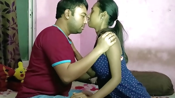 भावनात्मक रूप से कमबख्त नई गर्म किशोरों की प्रेमिका! गर्म किशोर सेक्स