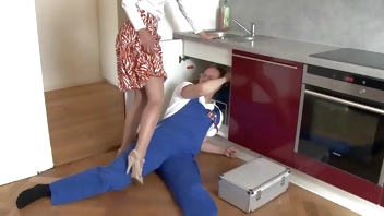 Horny milf gets arse fucked