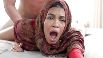 Maya Farrell Believed in Arranged Marriage