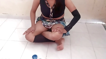 सगी हॉट सेक्स भाभीजी की दर्दनाक चुदाई किया तेल लगाकर ! देहाती गांड पोर्न