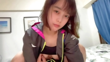 生◯前はムラムラが止まらなくて、男友達にマカを飲ませたら連続で2回射精するほど発情しちゃって、お互いアヘ顔になってイキまくりました…