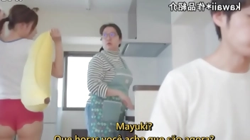 A grande bunda da minha nova Irmã (Legendado) Mayuki ito