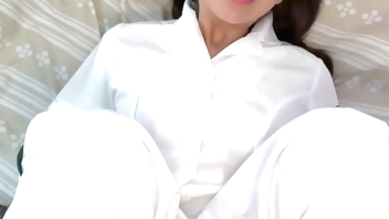 Desde Morritas son PUTAS! Estudiante de enfermeria me invita a su casa para que me la coja con el uniforme puesto y casi la preño