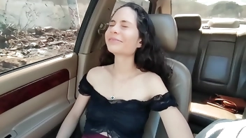 My best friend has a hairy pussy and that's why she's embarrassed to fuck me