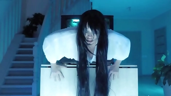 Sadako big ass stuck in TV