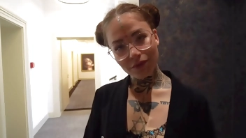 POV - I fuck a horny stranger who is in my same hotel and I record it