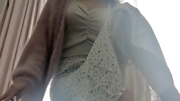 Perverted girl masturbating in the afternoon