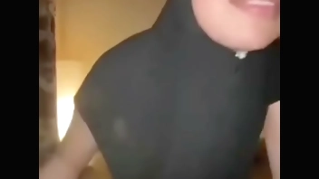 ngentot memek sempit kontol gede jilbab