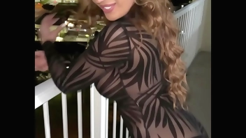 Horny Cougar Richelle Ryan Seduces Stud to Come Home With Her to be her Toy