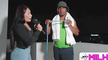 I don't think I can handle that huge cock, slowly pls!! Beautiful Peruvian big ass interviews a Brazilian with a huge cock.