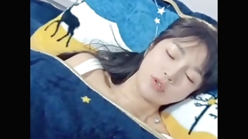 哆彩次元 DCCY-3217 照顾生病在家的嫂子，忍不住诱惑内射嫂子