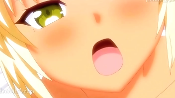 linda chica rubia en la playa hentai