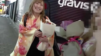 生意気かわいいギャルJDと大学卒業記念熱盛SEXいざ開幕！！ツンデレな小悪魔ちゃんをデカチンでがっつりハメて卒業祝いに中出し&顔射プレゼントしちゃいました！！Part1