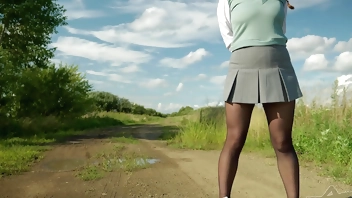 FIRESTARTER! I'M WALKING AROUND AND TEASING YOU!)