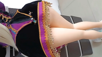 与性感圆臀巨乳可爱火辣女友（19 岁）做爱