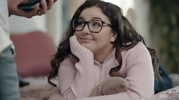 Buff Step Daddy FREEZES Spoiled Stepdaughter to Give Her the Orgasm of a Lifetime