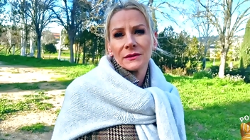 Victoria, 47 ans, s’essaye au casting X…