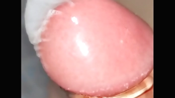 避孕套内射精，无储精囊，被锁精环锁住龟头