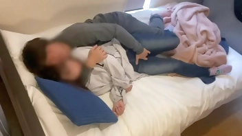 朝から同棲中の彼女と1日中イチャイチャしたりハメまくる素人カップル