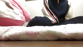 私でシコシコして精子だすの？沢山ももかの中に出してくだして。。