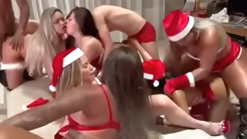 ORGIA DE NATAL COM GOSTOSAS, TRANS E MUITO ANAL