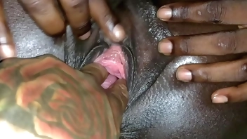 Gozando gostoso dentro da preta mas gostosa do Brasil