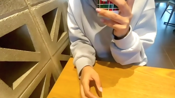 アプリで出会った性欲が溜まってる女子○生をデートからお持ち帰り