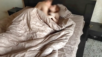 Лучшее утро - это когда твоя сводная сестра лежит в твоей постели