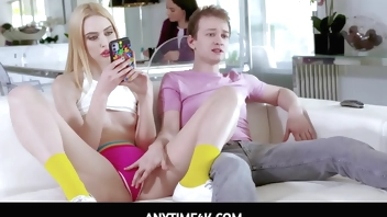 Anytime4K - Freeuse Family Fucking My Tiny Blonde Teen Stepsister While Makes Lunch - Chloe Cherry, Alex Jett