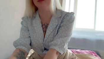 минет от милой девушки