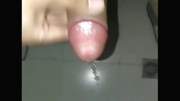 ②打手槍後再次榨精