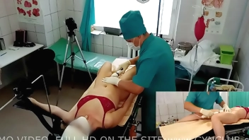 Gyno orgasm with vibrator (backstage)