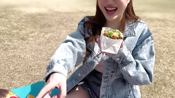 パート1【一生揉んでいたいマシュマロ巨乳ギャルとイチャラブ生えっち】ハスキーボイスの無防備ギャル(陽)が甘々ボイスでイキまくる全力アクメSEX/子宮小突きまくりの肉棒ピストンに耳を真っ赤にしながら乳首ビン勃ち絶頂中出し/セクシーランジェリーに着替えてオイルぬるぬる蕩けるような快楽性交で大量顔射【しろうとハメ撮り＃なお＃22歳＃美容師】