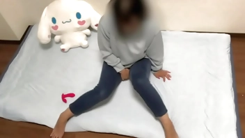 【生◯前でムラムラして…】月一回くる生◯で、ムラムラして手がマンコにいってチュクチュクしてしまう癖をやめたい…。