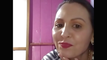 Eating the hot crown after changing her shower