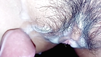 Xxx Desi mi hermanastra me deja subirme encima y me corro en su coño caliente